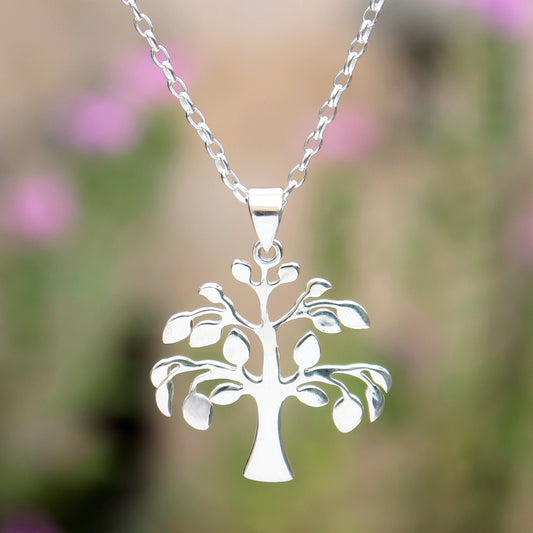 Fusionari 925 Sterling Silver Pendant with Chain for Women | Necklace | Party Wear Jewellery | Designer Wedding Pendant Set | Elegant Gift for Her | Fashion Necklace Women |