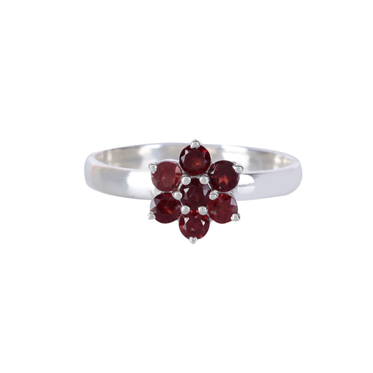 925 Silver Garnet Ring – Deep red garnet, elegant design, timeless sophistication, perfect for women and girls. Luxurious appeal