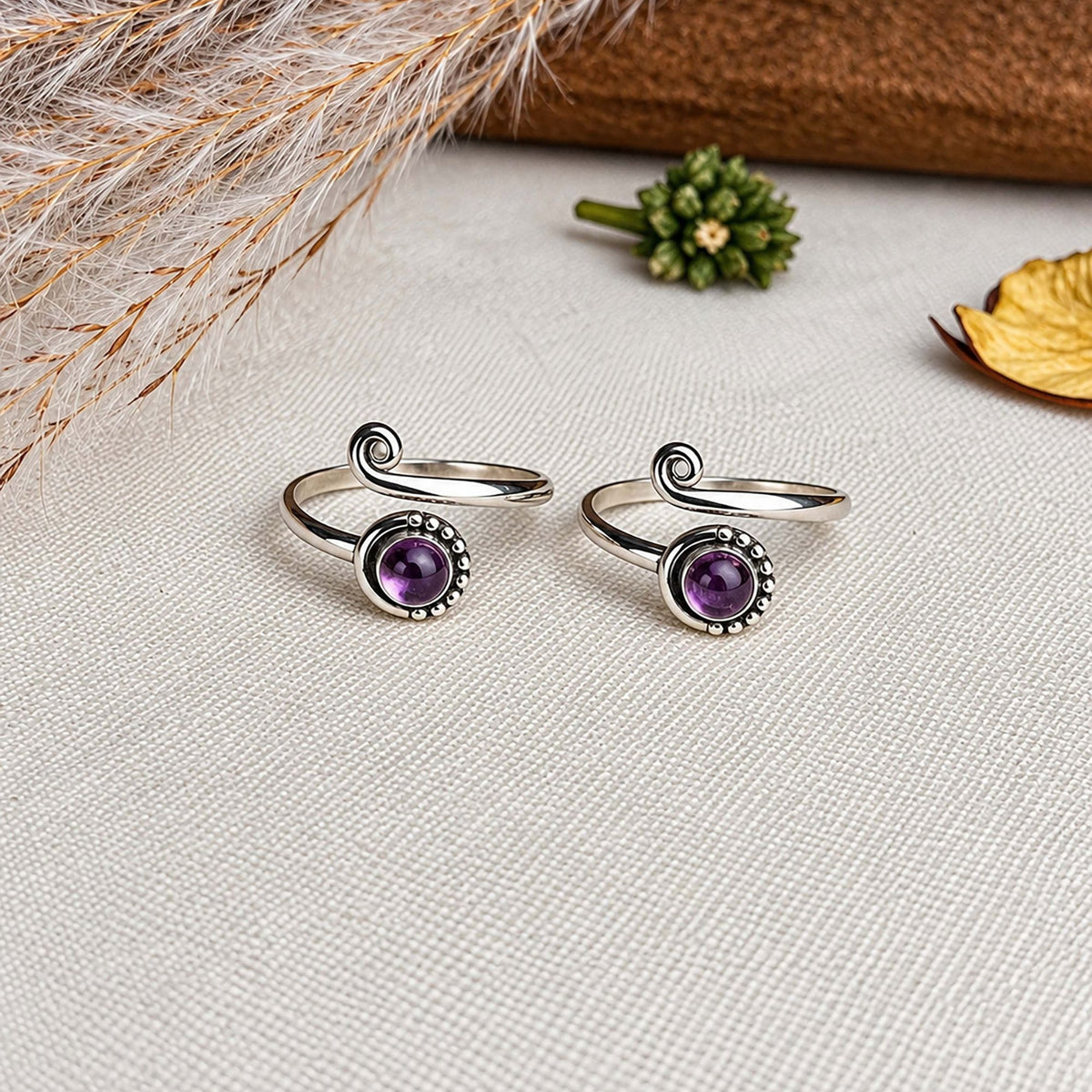 925 Silver Toe Ring Amethyst Round Shape Cabochon Cut Bezel Setting
