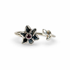 Nagkesar - Garnet Silver Ring