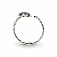 Nagkesar - Garnet Silver Ring