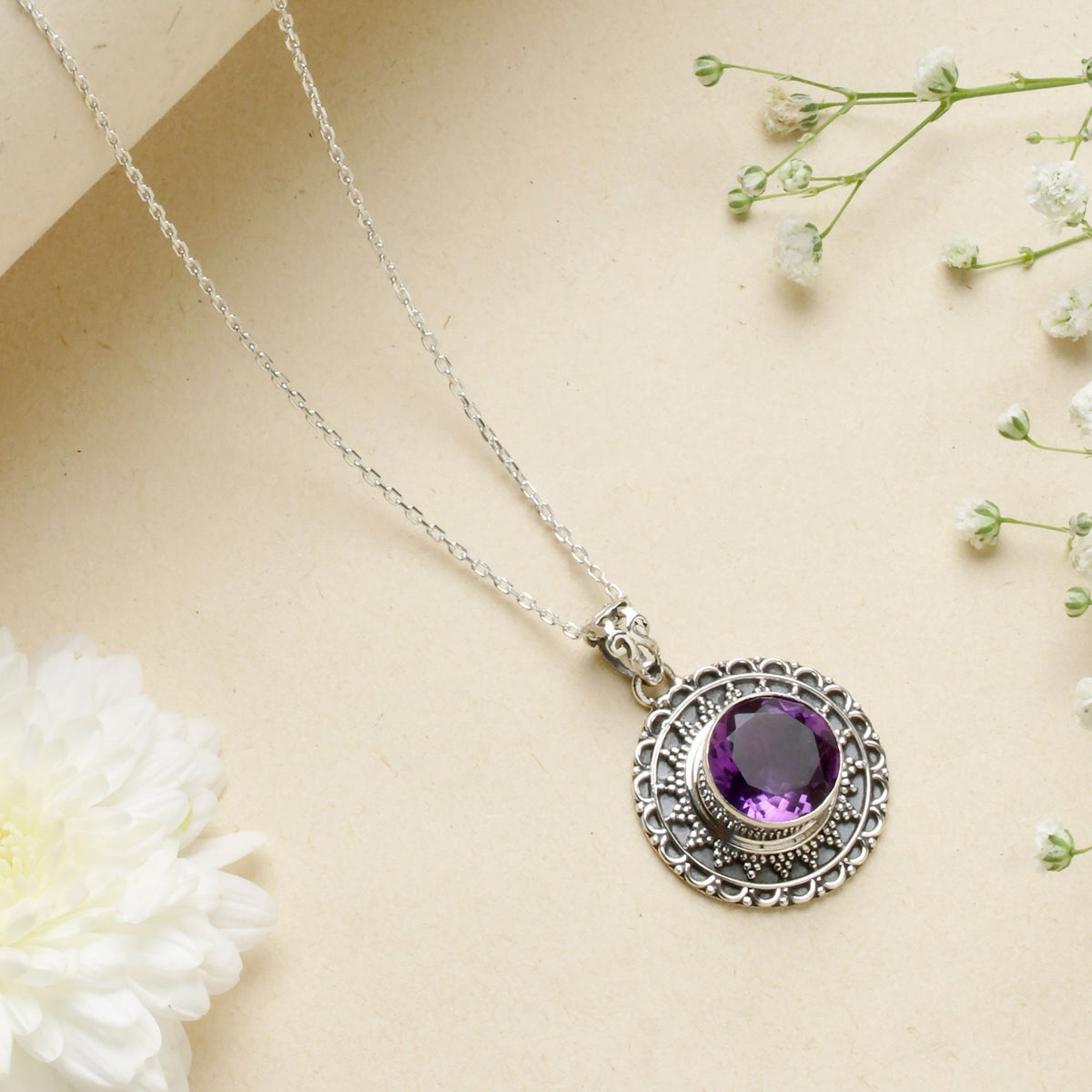 Kuhu – Amethyst Silver Pendant