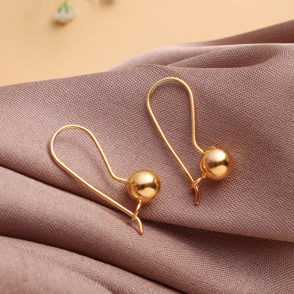 Jalbindu – Gold-Plated Silver Drop Earrings