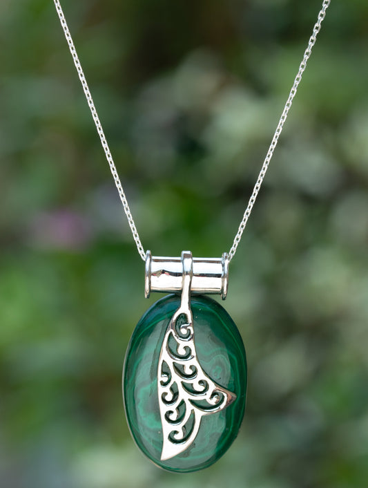 925 Sterling Silver Malachite Pendant Handmade Gemstone Necklace for Women Elegant Jewelry Gift