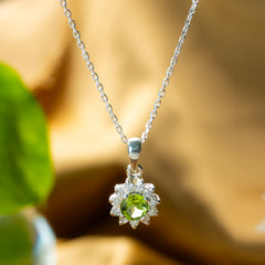 Fusionari 925 Sterling Silver Peridot Pendant for Women | Green Gemstone Jewelry | Without Chain