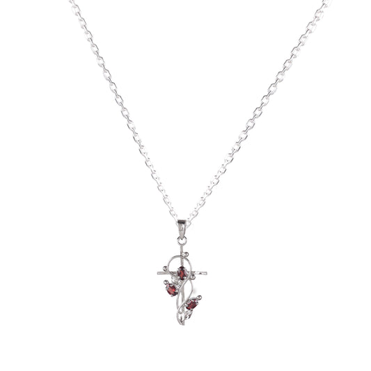 Fusionari 925 Sterling Silver Garnet Pendant Necklace for Women with 18" Chain | Handmade Minimalist Jewelry | Elegant Sparkling Design | Size 4.5x2.3 cm |