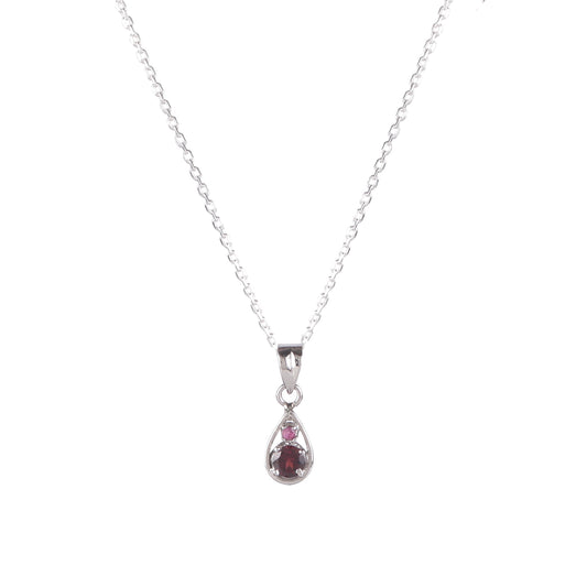 Fusionari 925 Sterling Silver Garnet Pendant Necklace for Women with 18" Chain | Handmade Minimalist Jewelry | Elegant Sparkling Design | Size 2.3x8 cm |