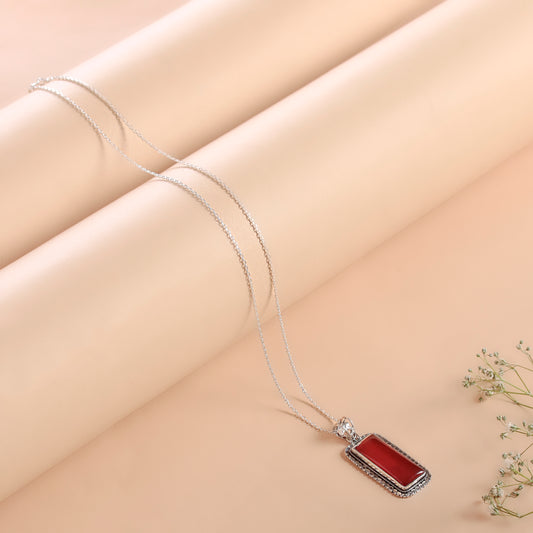 Fusionari 925 Sterling Silver Carnelian Pendant Necklace for Women with 18" Chain | Handmade Minimalist Jewelry | Elegant Sparkling Design | Size 4.5x1.2 cm |