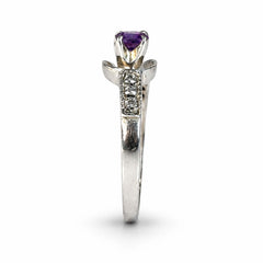 Aru - Amethyst Silver Ring