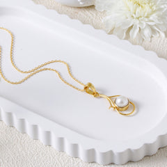Oviya – Pearl Gold Plated Pendant