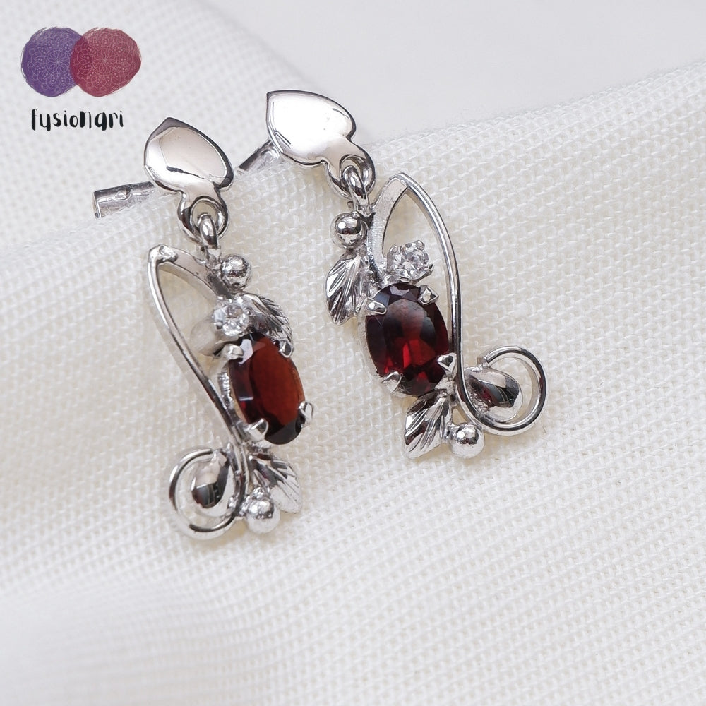 925 Sterling Silver Garnet gemstone Dangle Drop Floral Design Lightweight Earrings