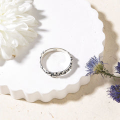Rekh – Engraved Silver Ring