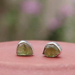 Fusionari 925 Silver Raw Peridot Stud Earrings | Handmade Natural Stone: Uncut Peridot Stone | Lightweight Women’s Jewelry