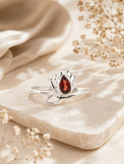 925 Sterling Silver Garnet Gemstone Lotus Flower Ring