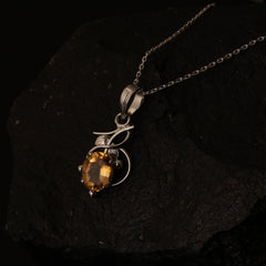 Fusionari 925 Sterling Silver Citrine Pendant with Chain for Women |  Necklace | Party Wear Jewellery | Designer Wedding Pendant Set | Elegant Gift for Her | Fashion Necklace Women