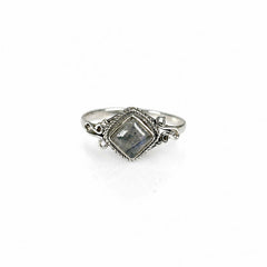 925 Silver Ring Labradorite Square Shape Cabochon Cut Bezel Setting