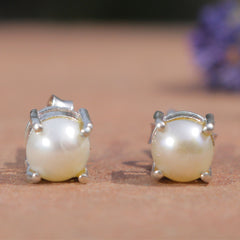 Motiya – Pearl Silver Stud Earrings