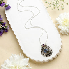 Chandravali – Labradorite Circular Pendant