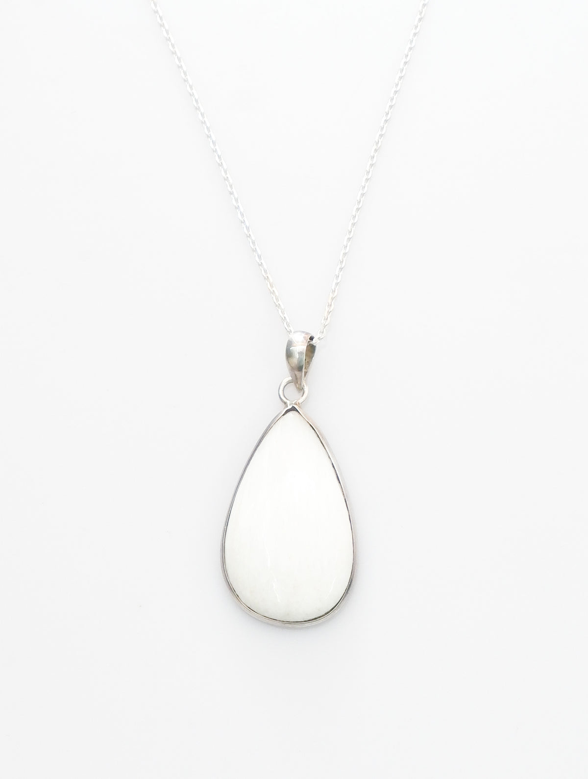 925 Sterling Silver Handmade Scolecite Gemstone Teardrop Pendant for Women and Girls