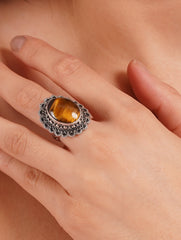 925 Sterling Silver Tiger Eye Stone Oval Shaped Design Ring