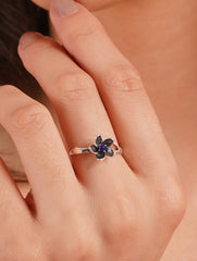 925 Sterling Silver Blue Lapis Lazuli Gemstone Flower Design Ring