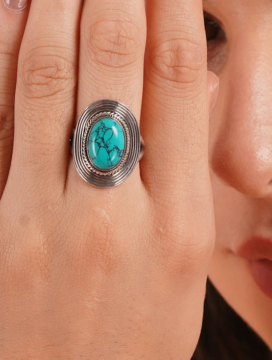 925 Sterling Silver Turquoise Gemstone Oval Shaped Ring