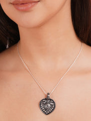 925 Sterling Silve Heart Shape Pendant Floral Carving and Ethnic Design
