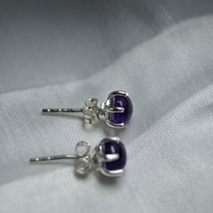 Bindi –  Amethyst Silver Stud Earrings