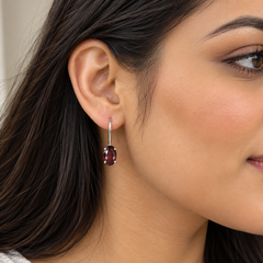 Piyal – Garnet Silver Drop Earrings