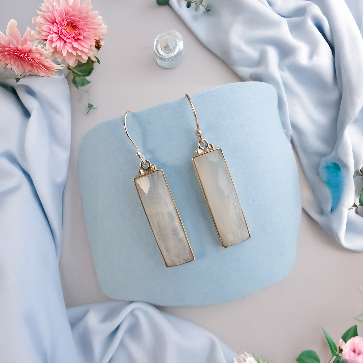 925 Sterling Silver Moonstone Earrings – Ethereal Glow and Timeless Elegance for Every Occasion