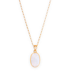 925 Gold-Plated Moonstone Pendant – Oval Natural Gemstone on an 18-Inch Chain, Radiating Elegance and Timeless Beauty