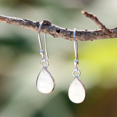 925 Moonstone Sterling Silver Earrings – Captivating glow and timeless elegance, perfect for adding a mystical touch
