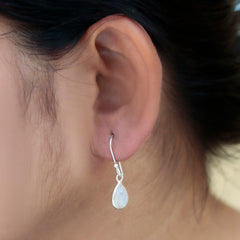 925 Moonstone Sterling Silver Earrings – Captivating glow and timeless elegance, perfect for adding a mystical touch