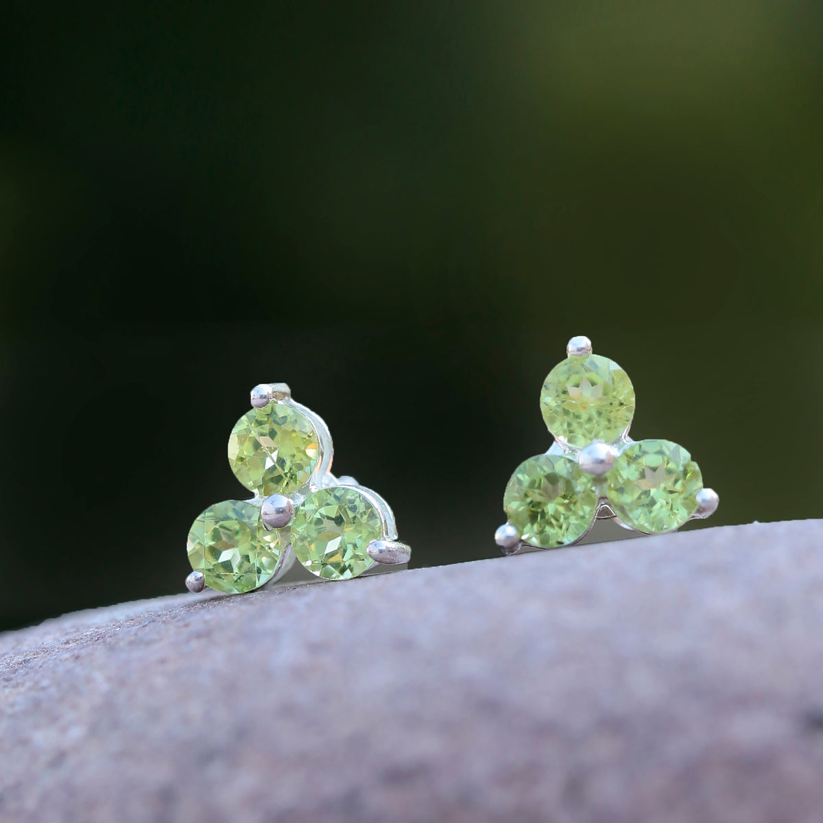 Triveni – Peridot Silver Stud Earrings