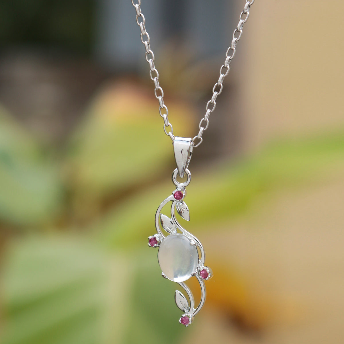 925 Sterling Silver Moonstone Pendant Necklace – Elegant Floral Design with Ruby Stone