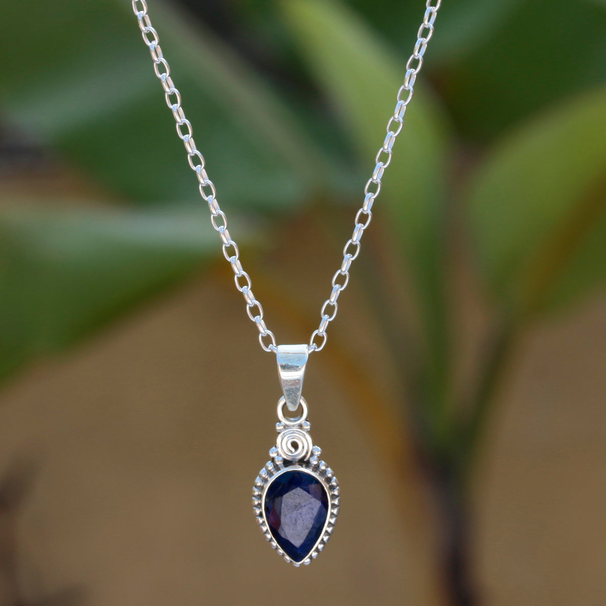 925 Sterling Silver Blue Sapphire Pendant Necklace – Elegant Design with Natural Oval-Cut Gemstones For Women Gift