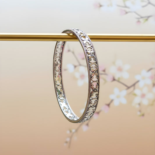 Fusionari 925 Sterling Silver Bangle for Women | Handmade Minimalist Jewelry | Unique Healing Crystal Design |