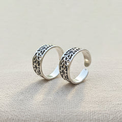 Fusionari 925 Sterling Silver Adjustable Toe Ring  Elegant Handcrafted Silver Jewelry, Minimalist Design, Comfortable Daily Wear, Gift for Her