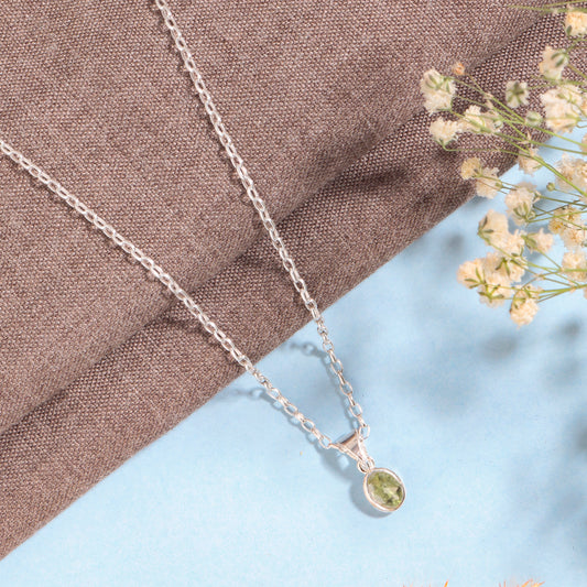 Fusionari 925 Sterling Silver Peridot Pendant with Chain for Women |  Necklace | Party Wear Jewellery | Designer Wedding Pendant Set | Elegant Gift for Her | Fashion Necklace Women