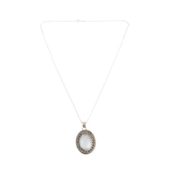 925 Silver Vintage Oval Moonstone Pendant Necklace with Intricate Silver Detailing - 18-Inch Chain for Elegant Everyday Style