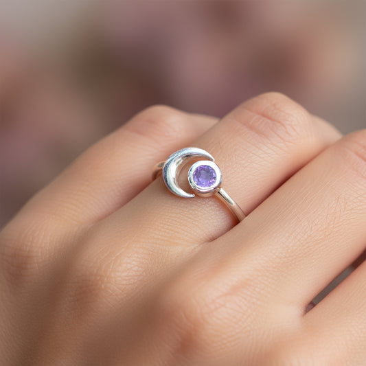 Fusionari 925 Sterling Silver Amethyst Ring for Women | Handmade Minimalist Jewelry | Unique Healing Crystal Design | Size 1.9x1 cm | One Piece