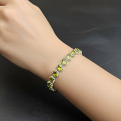 Fusionari 925 Sterling Silver Peridot Bracelet for Women | Handmade Minimalist Jewelry | Unique Healing Crystal Design | Size 20.5 cm | One Piece