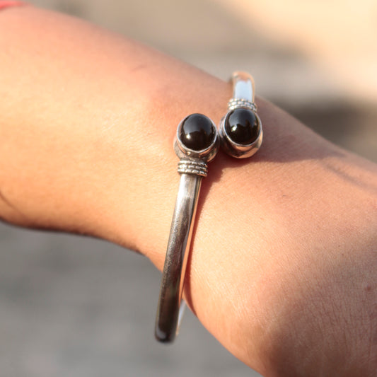 Fusionari 925 Sterling Silver Black Onyx Bangle | Handcrafted Gemstone Bracelet | Bold and Elegant Design