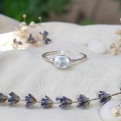 925 Sterling Silver Moonstone Ring – Iridescent Gemstone Jewelry, Calming Energy Ring, Handcrafted Luxury Gift for Her