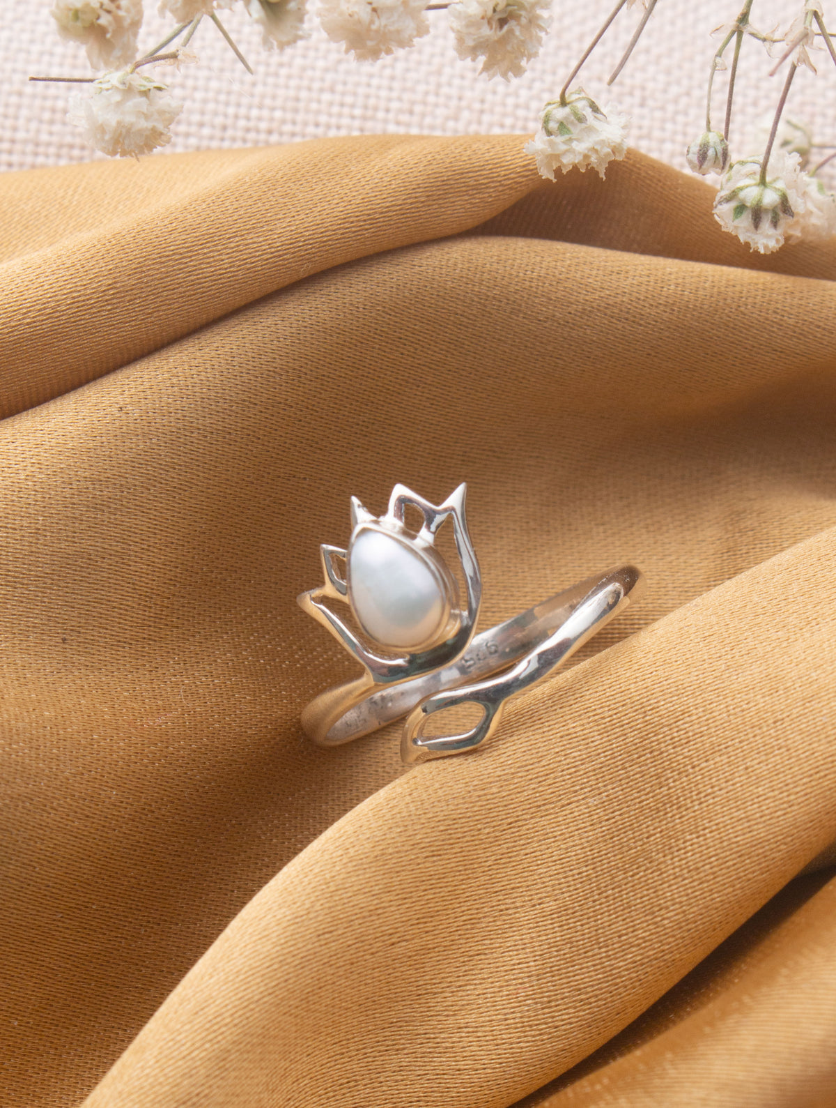 Silver Pearl Ring