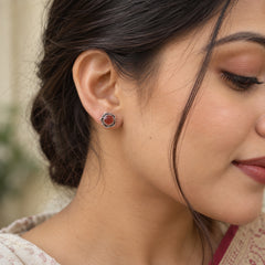 Gulnar – Carnelian Silver Stud Earrings