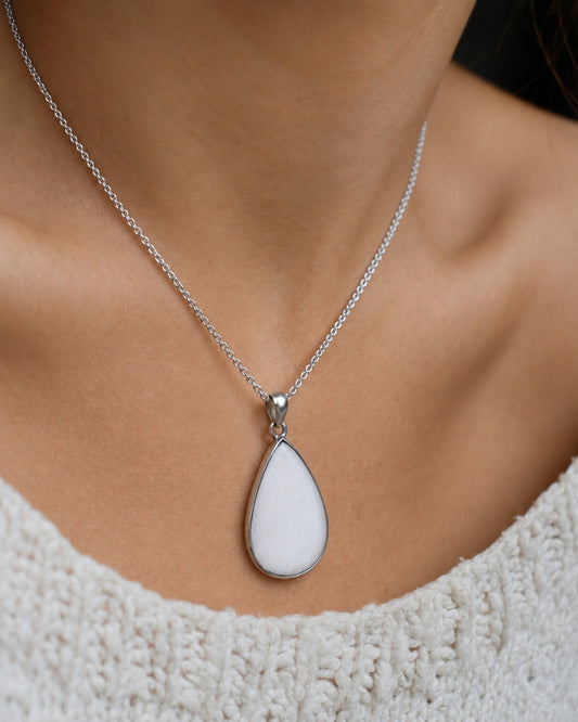 925 Sterling Silver Handmade Scolecite Gemstone Teardrop Pendant for Women and Girls